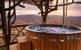 Cabana Cozy cu Jacuzzi în Natură - Cabana Edera